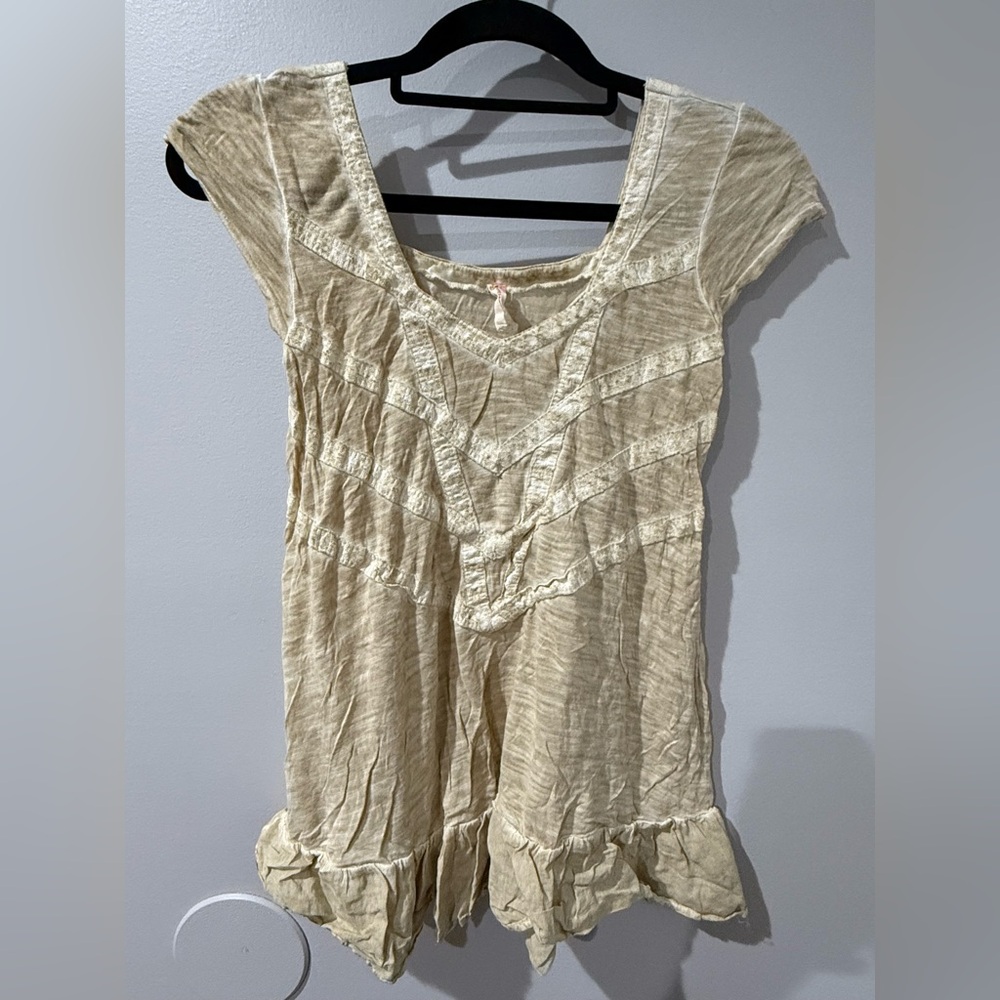 Free People Cream Ruffled Short Sleeve Boho Blouse